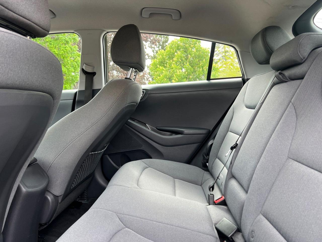 2020 Hyundai IONIQ Plug-In Hybrid Preferred Hatchback - Photo #10
