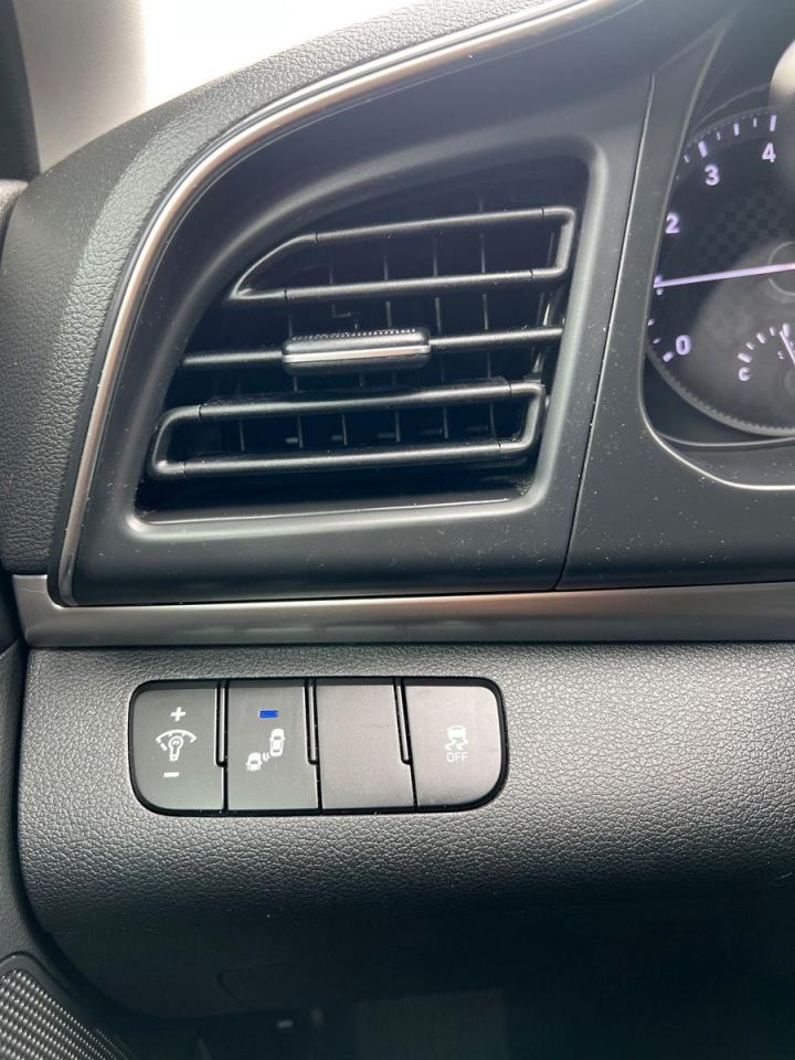 2020 Hyundai Elantra Preferred - Photo #18