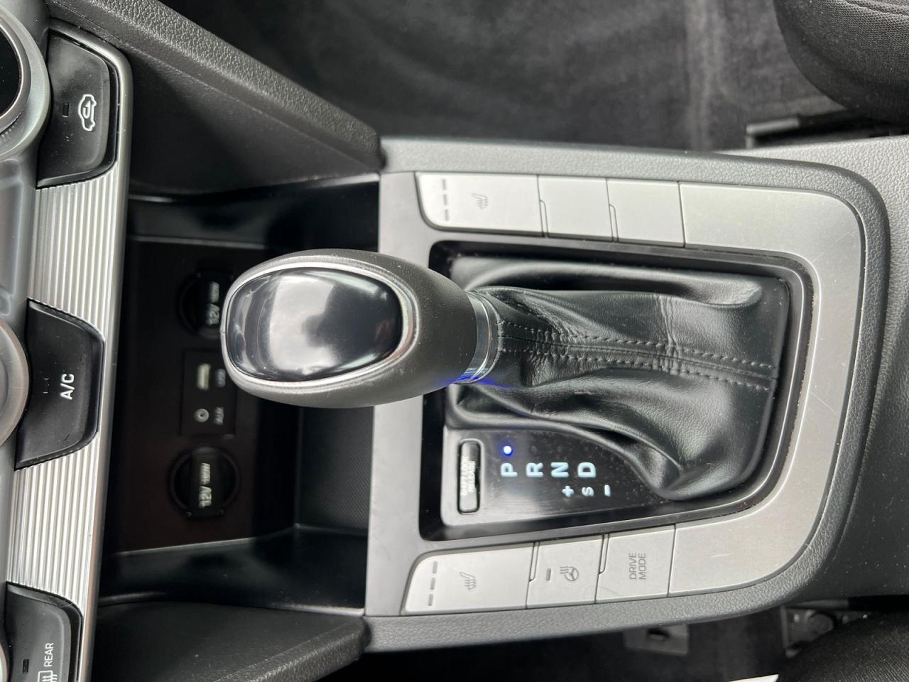 2020 Hyundai Elantra Preferred - Photo #16