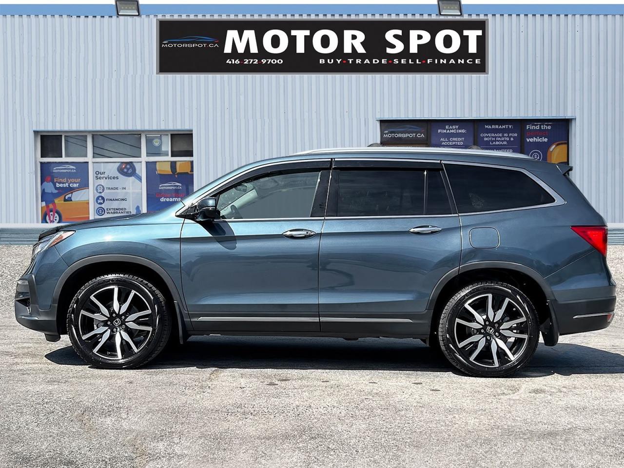 2019 Honda Pilot Touring Photo2