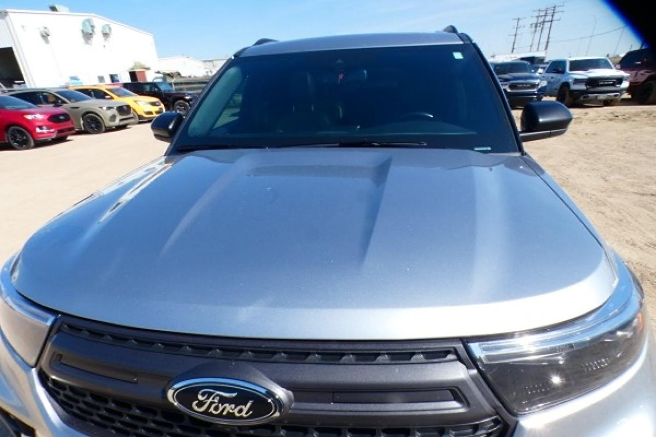 2023 Ford Explorer Timberline 4WD w/Htd Leather, pano S/R, NAV, BUC - Photo #35
