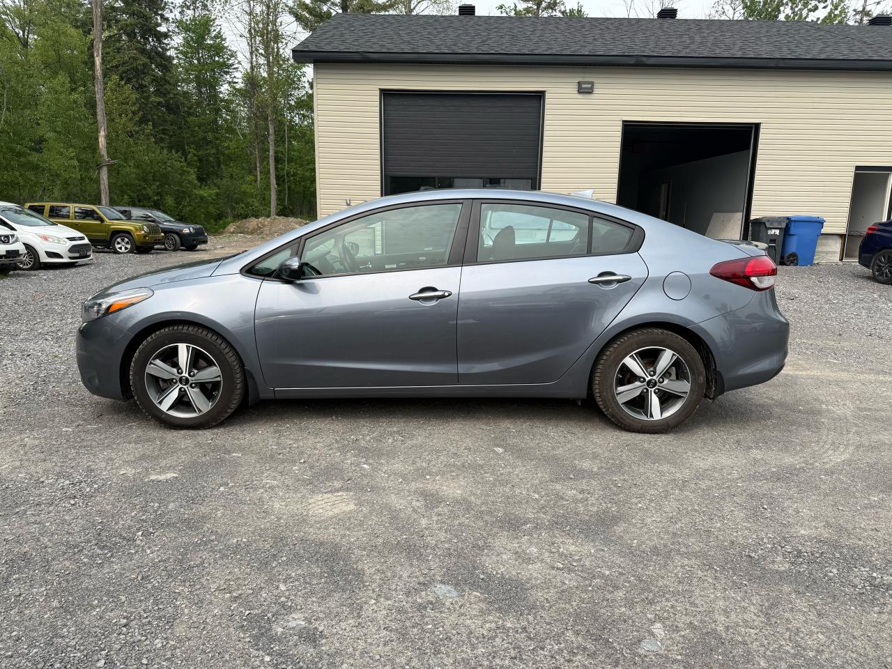 2018 Kia Forte S - Photo #2