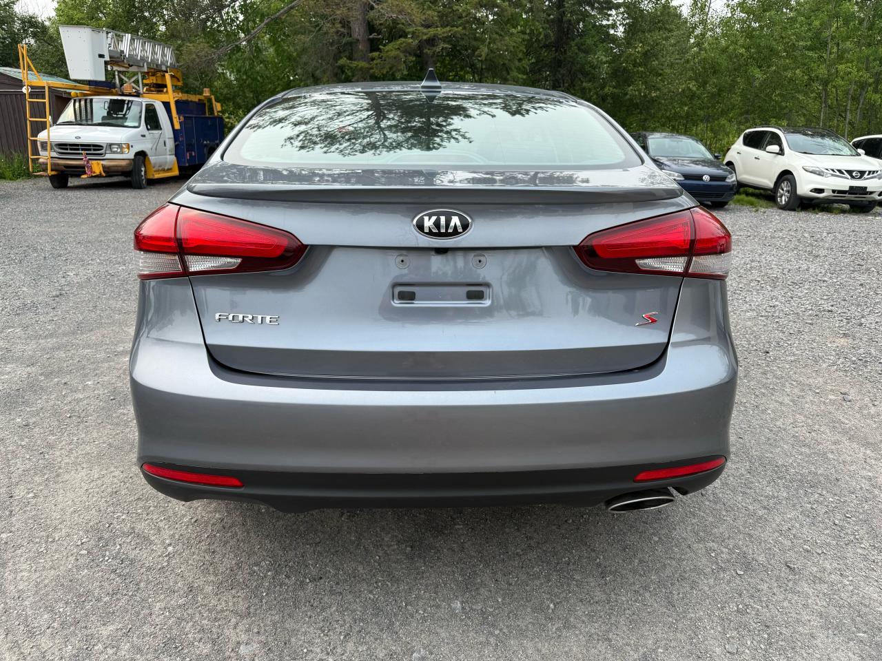 2018 Kia Forte S - Photo #4