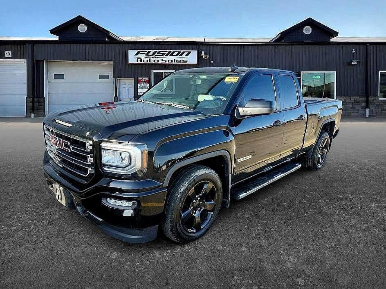 Used 2017 GMC Sierra 1500 SLE for sale in Tilbury, ON