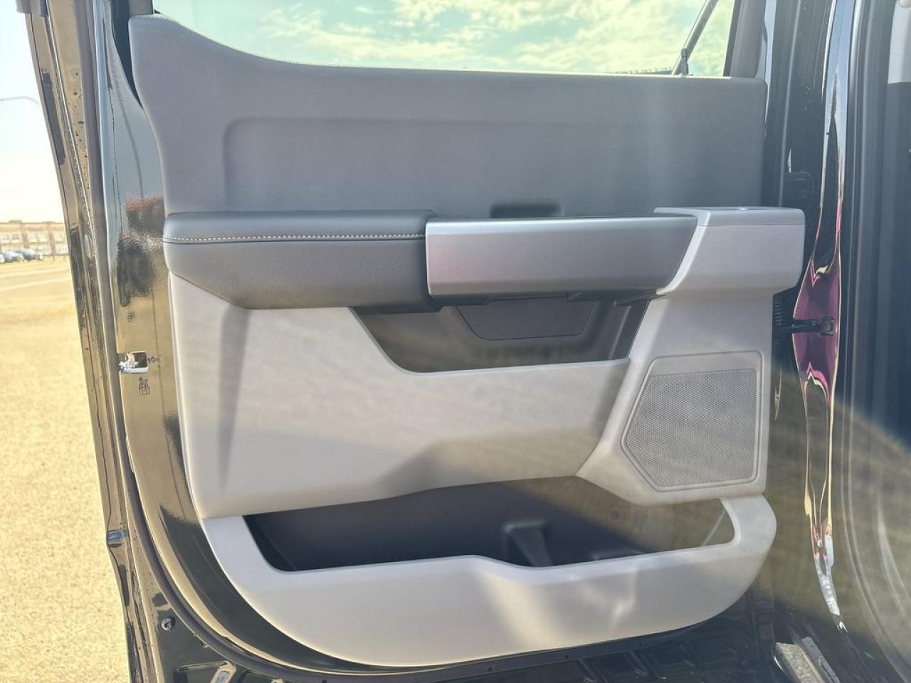 2025 Ford F-350 Super Duty SRW XLT 8' Box 613A Photo5