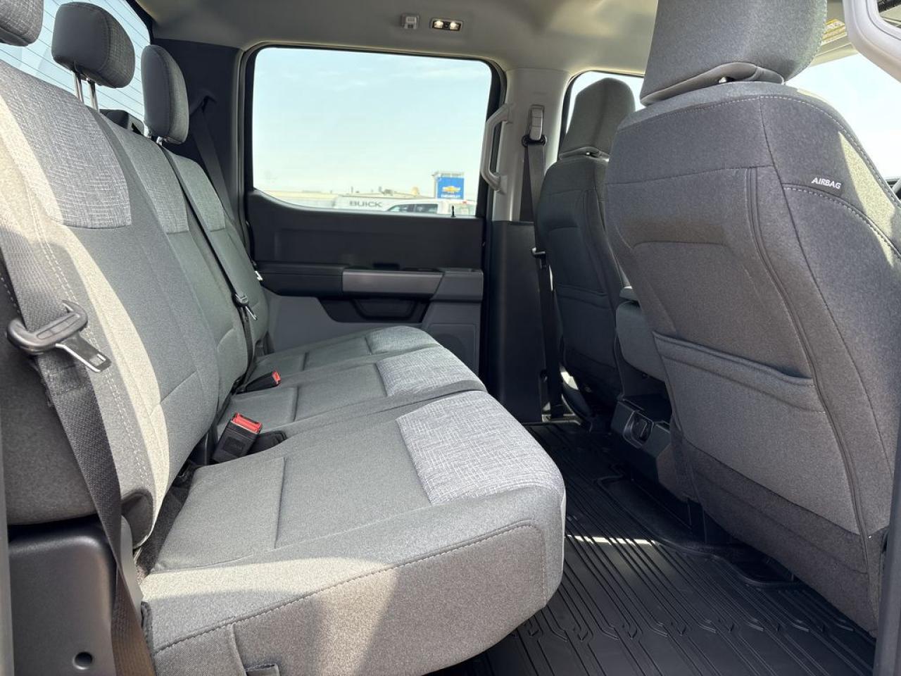 2025 Ford F-350 Super Duty SRW XLT 8' Box 613A Photo5