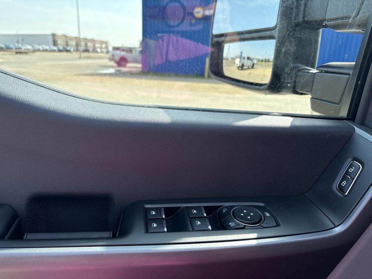 2025 Ford F-350 Super Duty SRW XLT 8' Box 613A Photo4