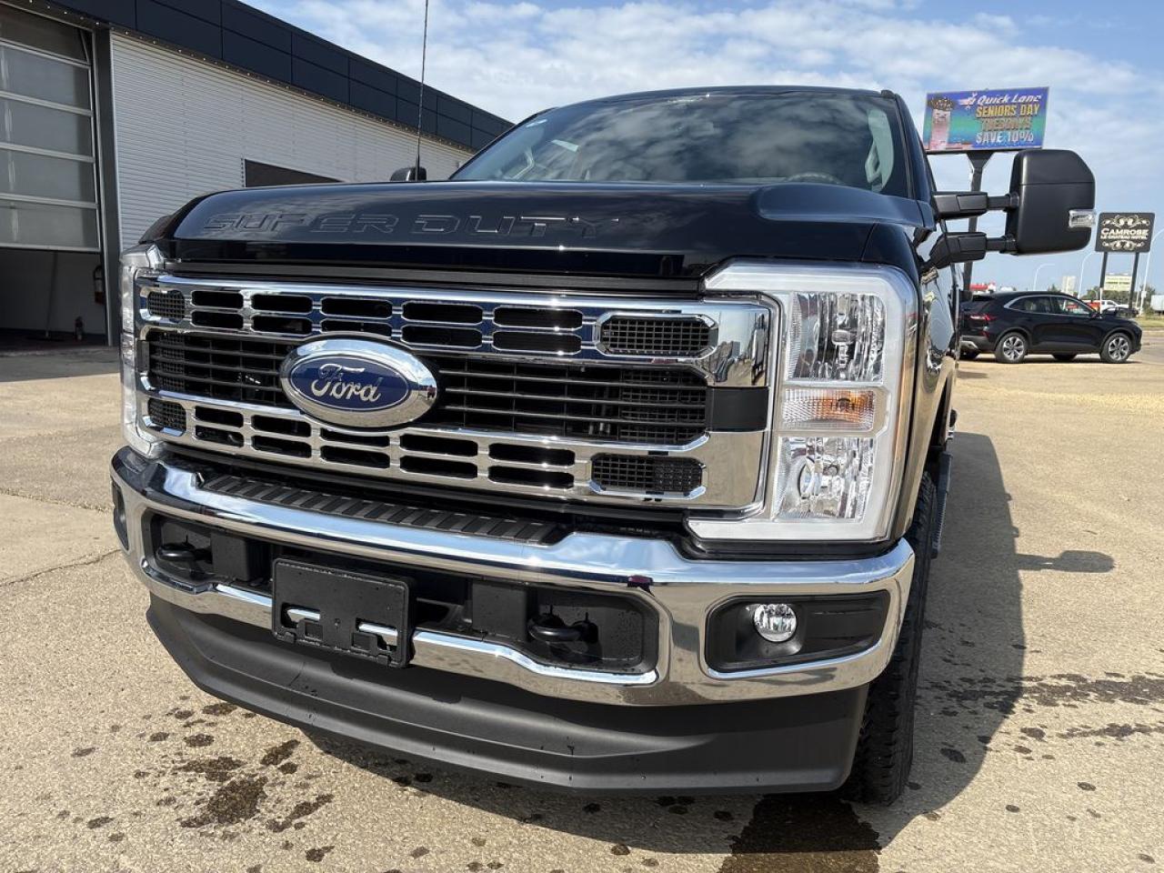 2025 Ford F-350 Super Duty SRW XLT 8' Box 613A Photo5