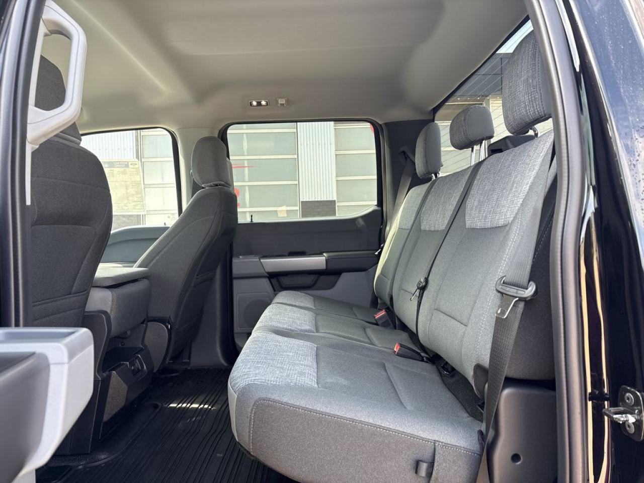 2025 Ford F-350 Super Duty SRW XLT 8' Box 613A Photo5