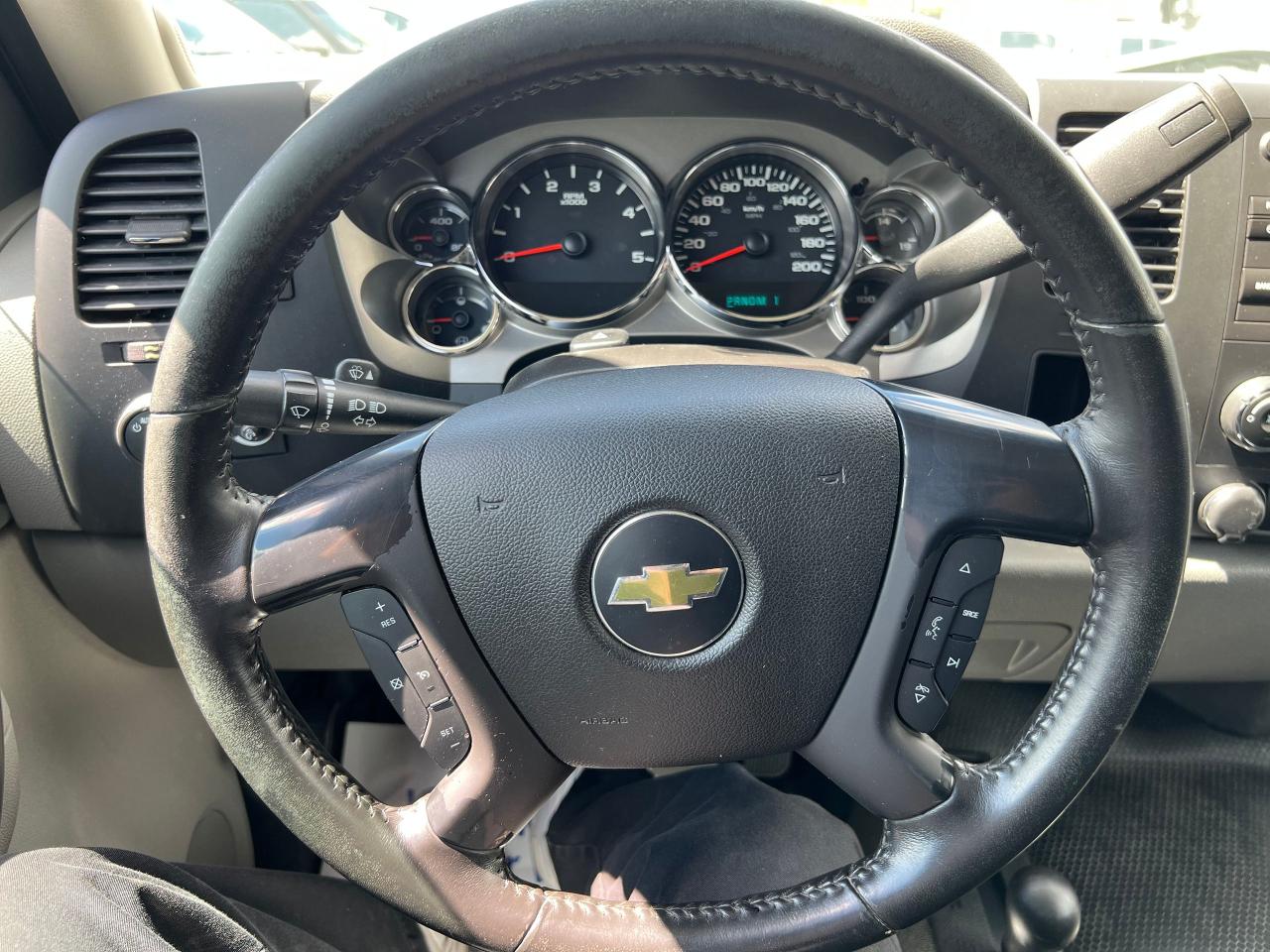 2013 Chevrolet Silverado 2500 WT - Photo #11