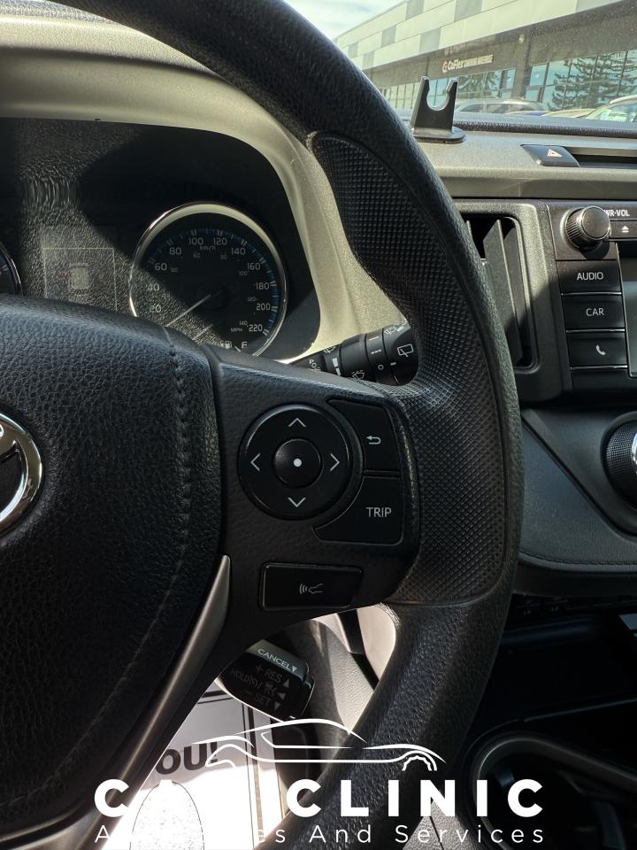 2018 Toyota RAV4 LE - Photo #17