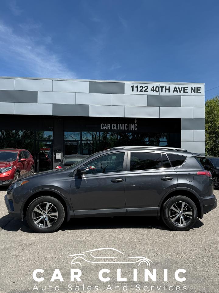 2018 Toyota RAV4 LE - Photo #3