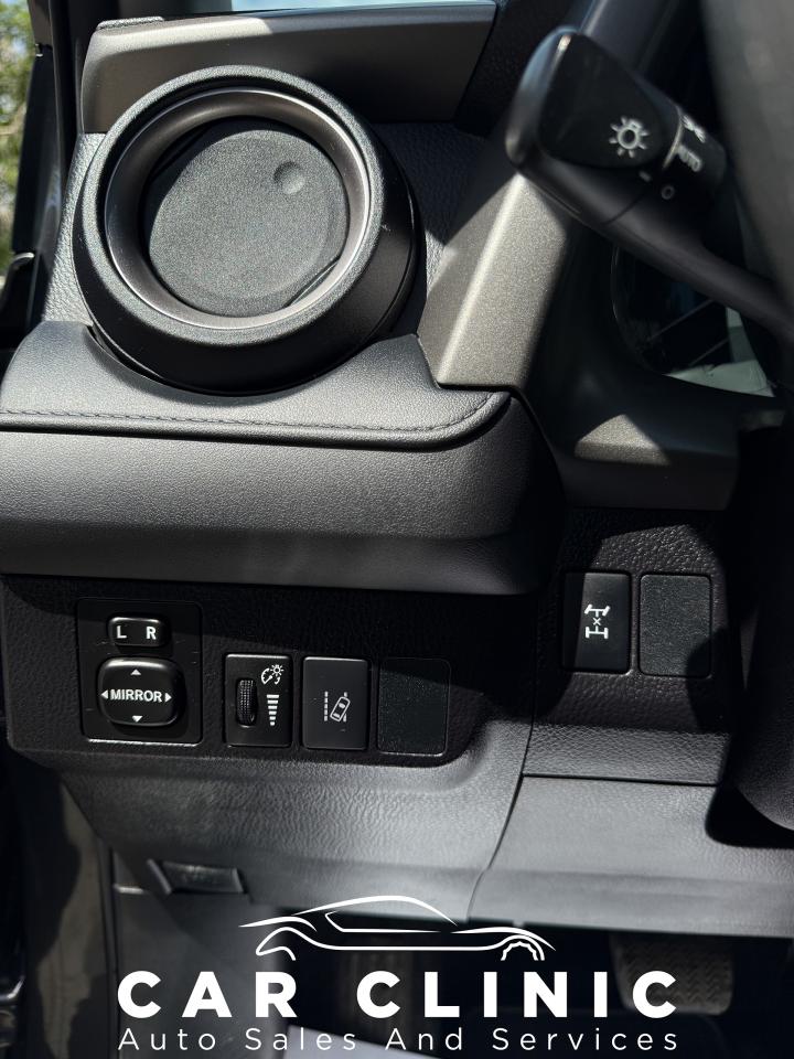 2018 Toyota RAV4 LE - Photo #21