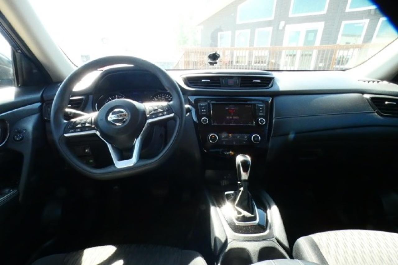 2020 Nissan Rogue SV AWD w/Htd cloth seats, BUC - Photo #12