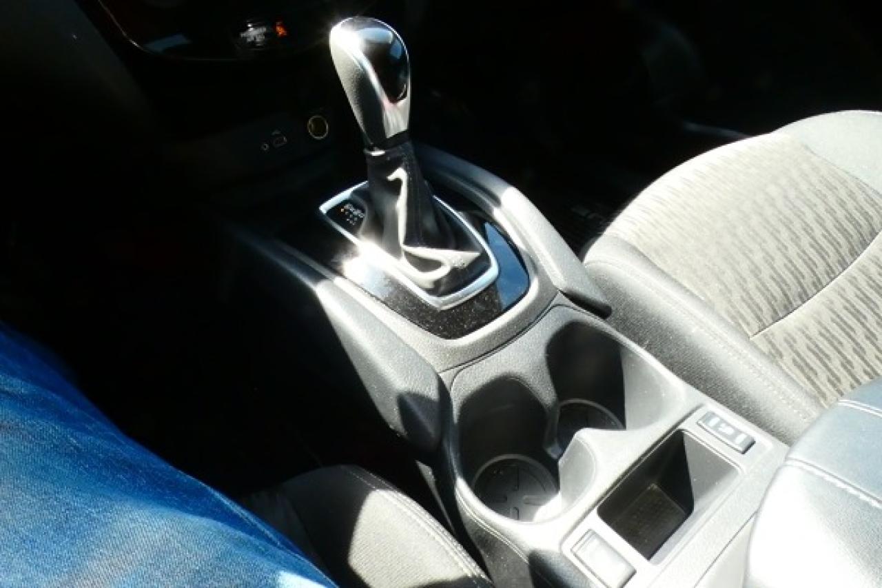 2020 Nissan Rogue SV AWD w/Htd cloth seats, BUC - Photo #16