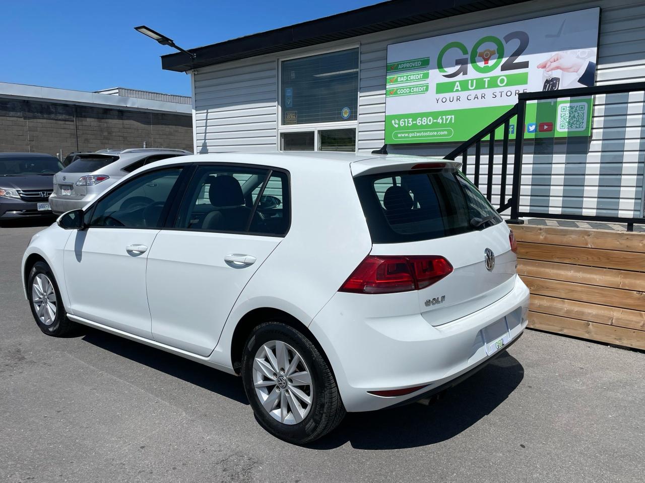 2016 Volkswagen Golf TRENDLINE - Photo #5