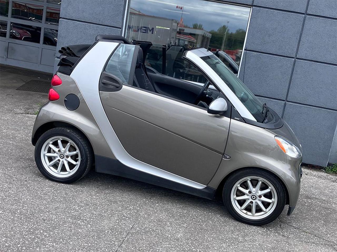 Used 2009 Smart fortwo cabriolet CABRIO | PASSION | ALLOY WHEELS | POWER TOP for sale in Toronto, ON