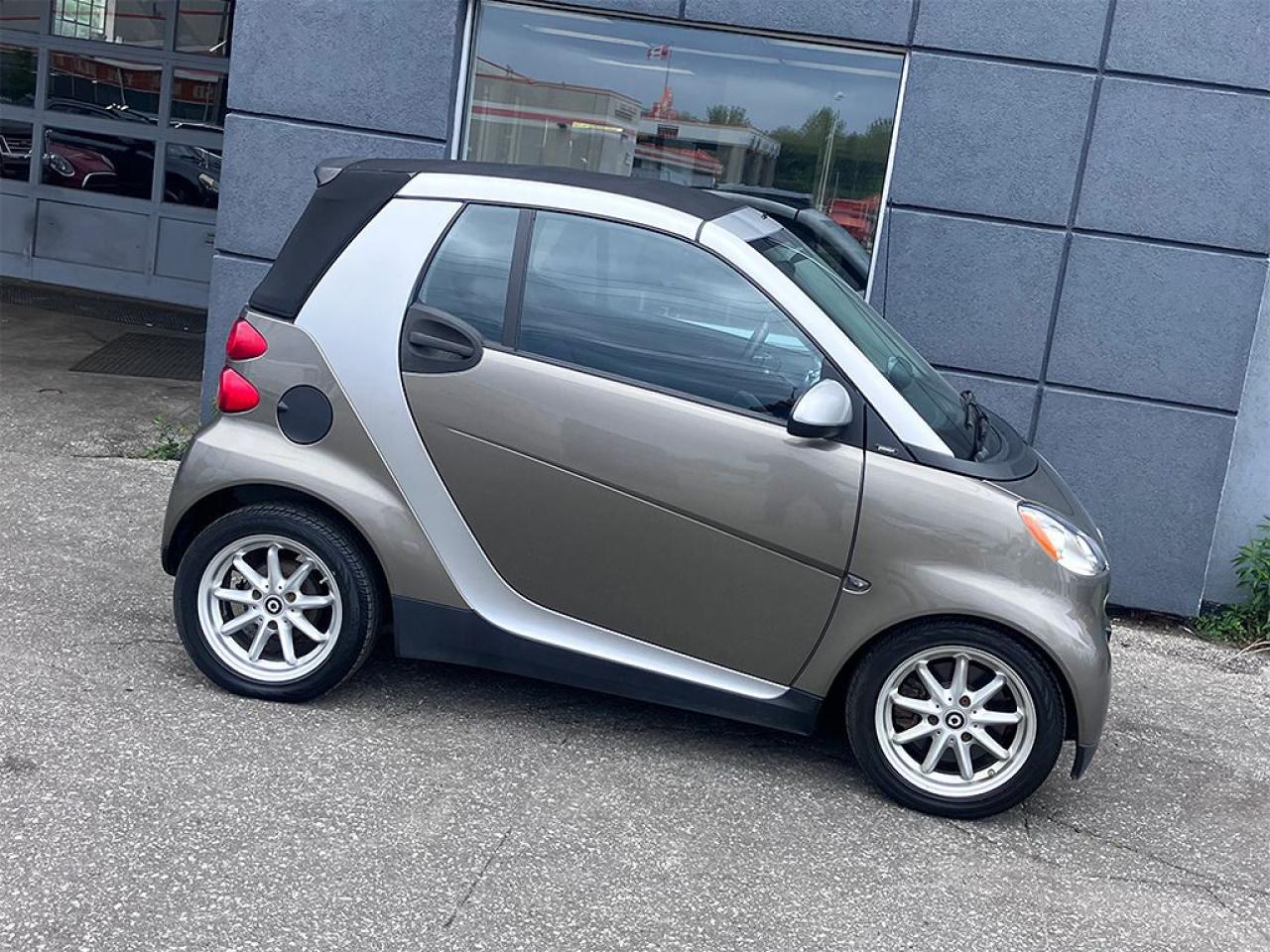 2009 Smart fortwo cabriolet CABRIO | PASSION | ALLOY WHEELS | POWER TOP - Photo #2