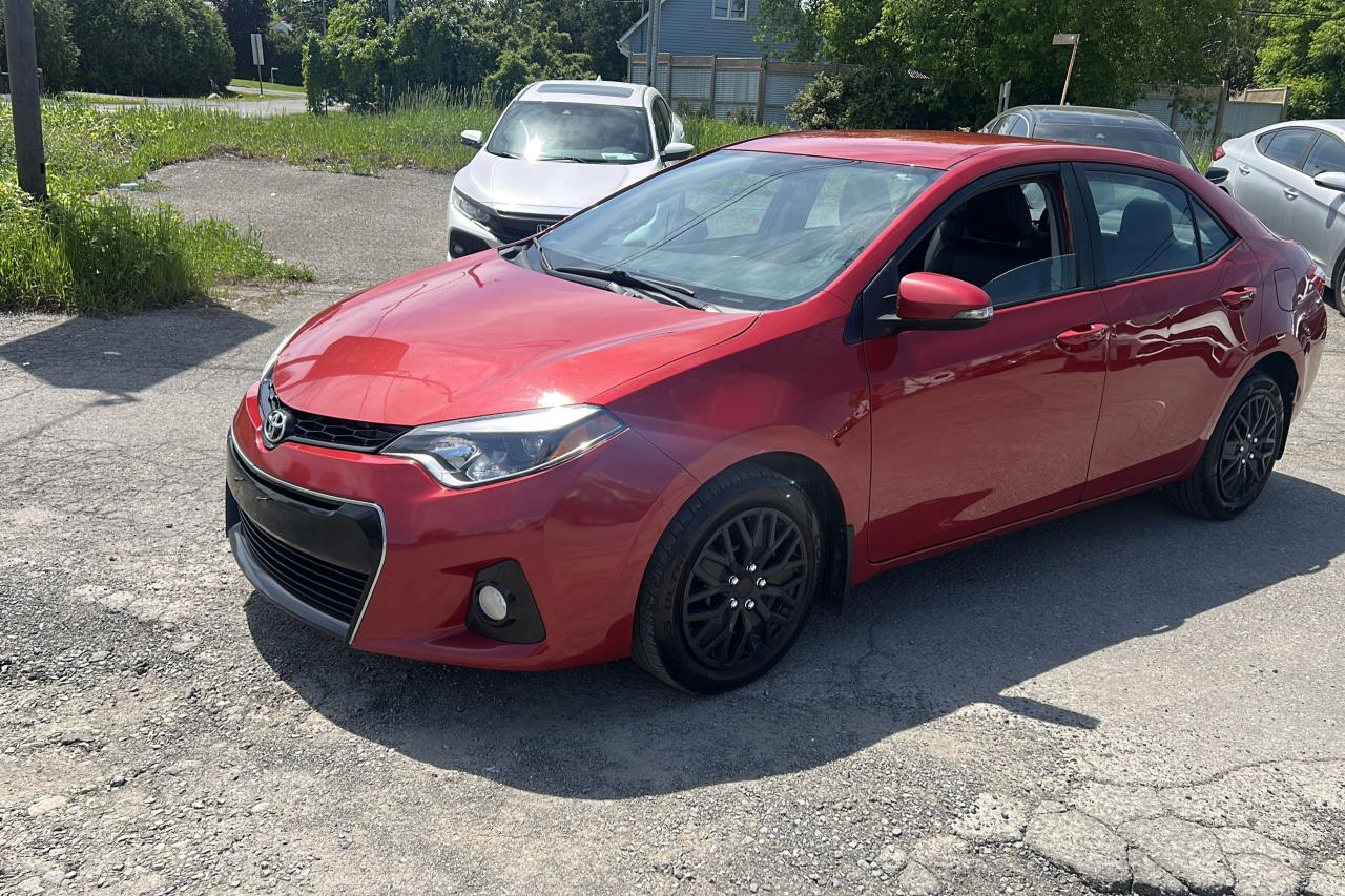 2016 Toyota Corolla S - Photo #8