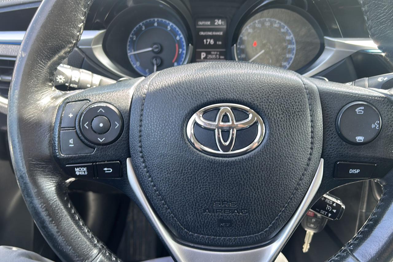 2016 Toyota Corolla S - Photo #13