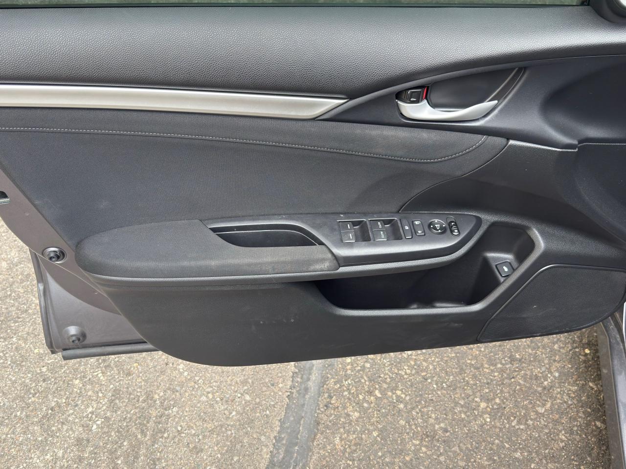 2019 Honda Civic EX - Photo #9