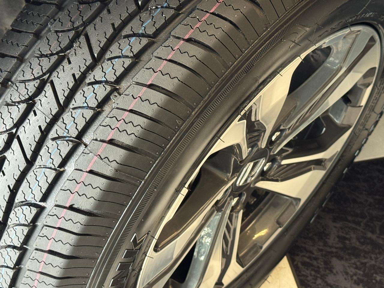 2019 Honda CR-V LX AWD+New Tires+Adaptive Cruise+Lane Keep+A/C Photo5