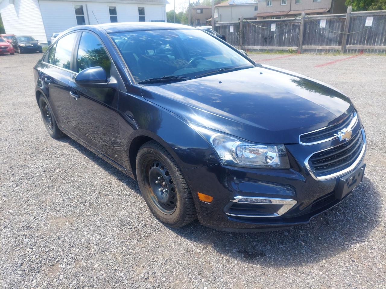 Used 2015 Chevrolet Cruze 2LT for sale in Oshawa, ON