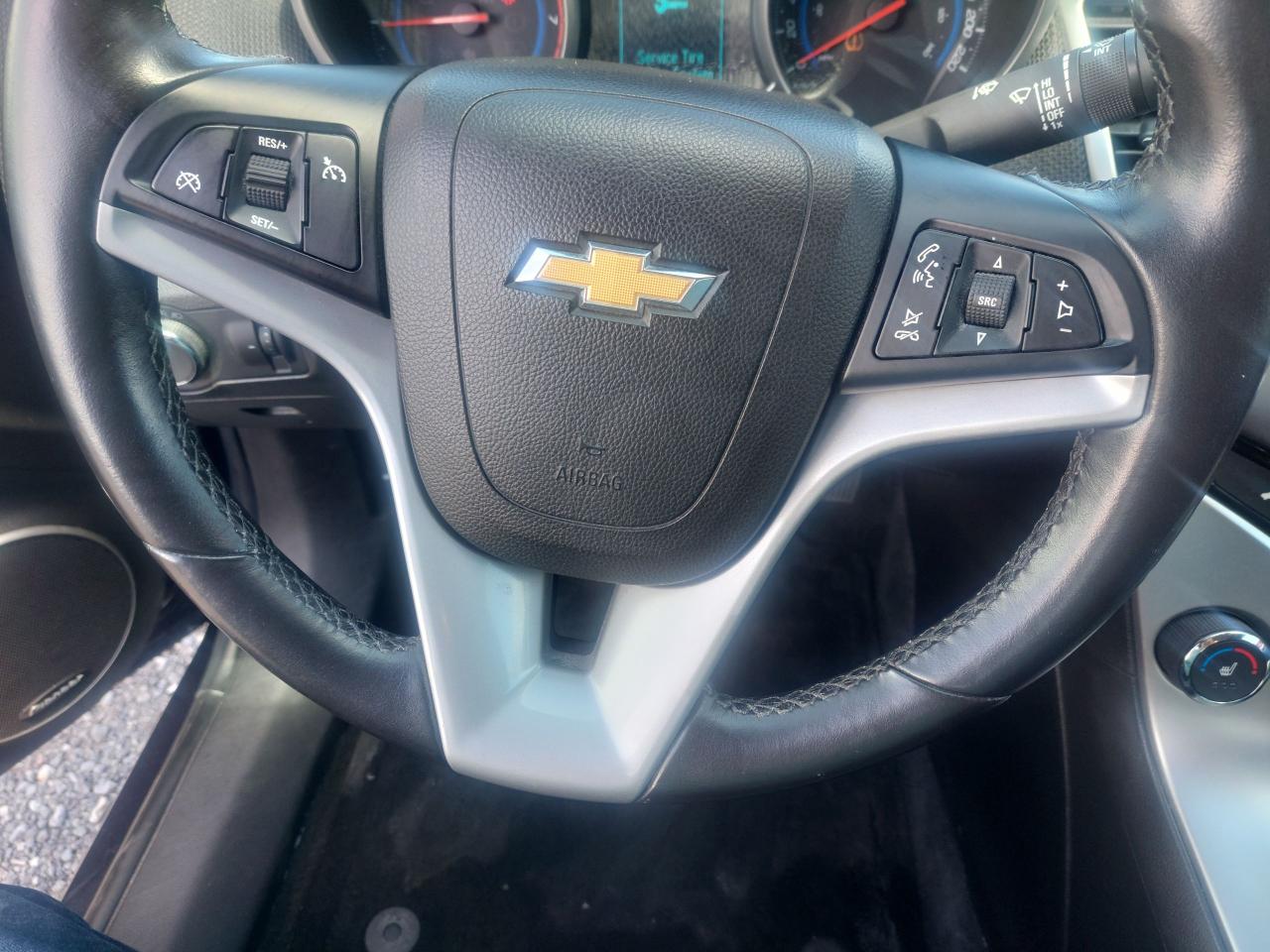 2015 Chevrolet Cruze 2LT - Photo #15