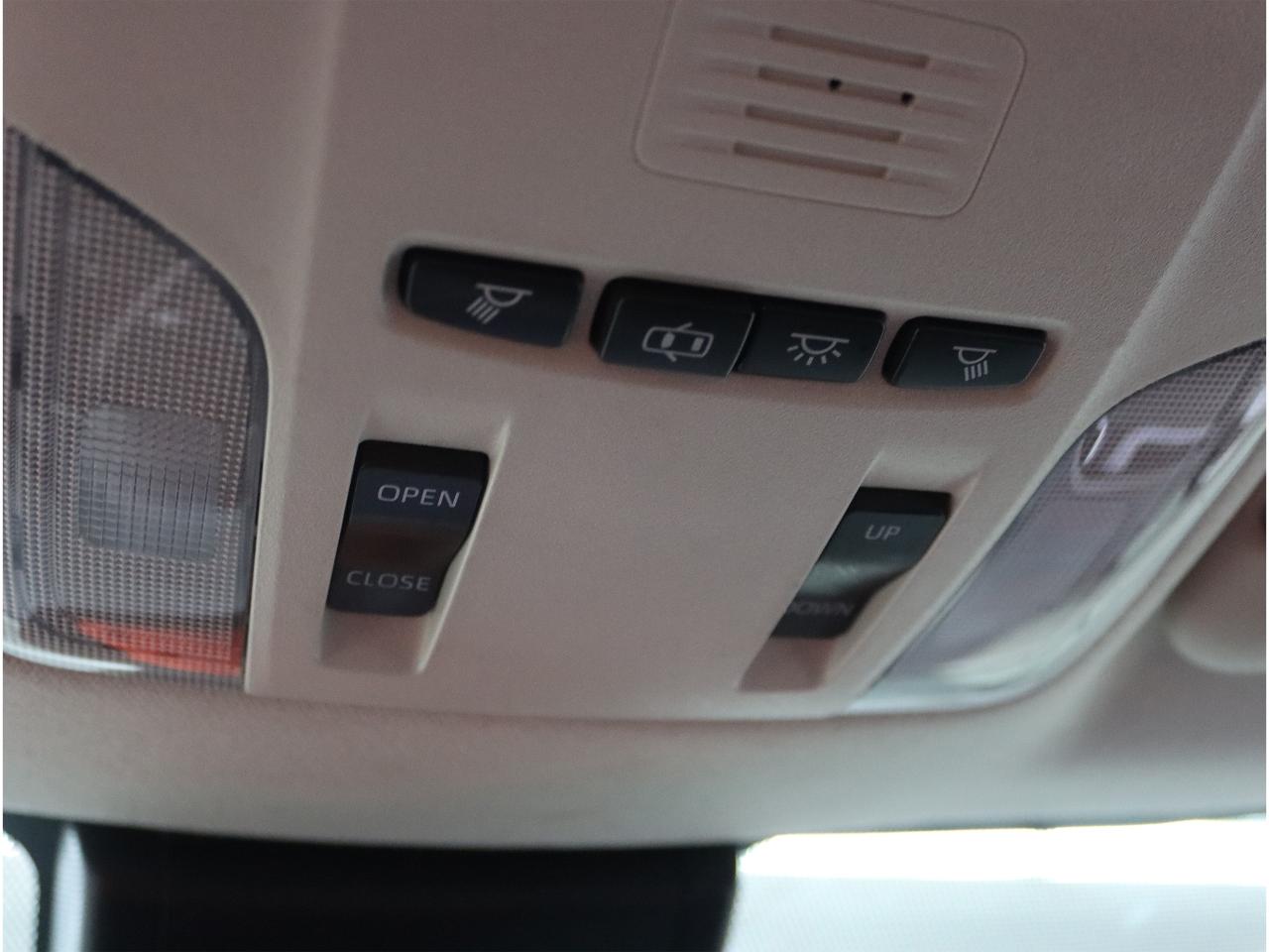 2021 Toyota Corolla LE UPGRADE | Sunroof | LaneDep | BSM | CarPlay