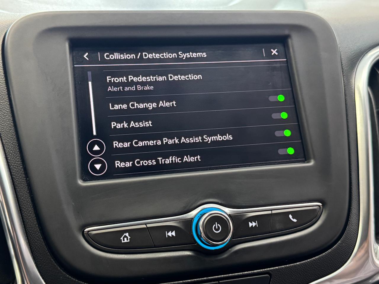 2022 Chevrolet Equinox LS+New Brakes+Camera+Collision Alert+CLEAN CARFAX Photo38