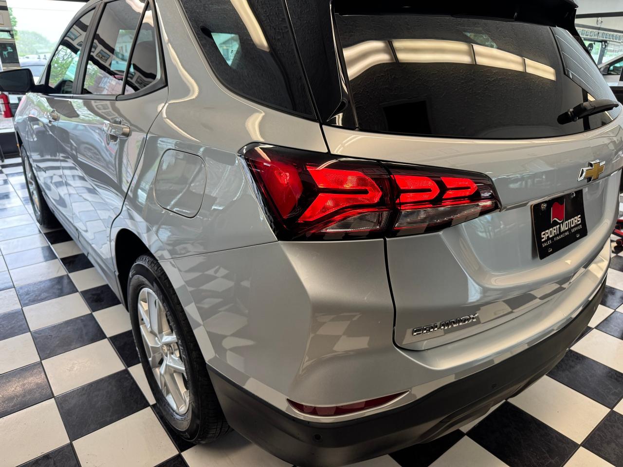 2022 Chevrolet Equinox LS+New Brakes+Camera+Collision Alert+CLEAN CARFAX Photo109