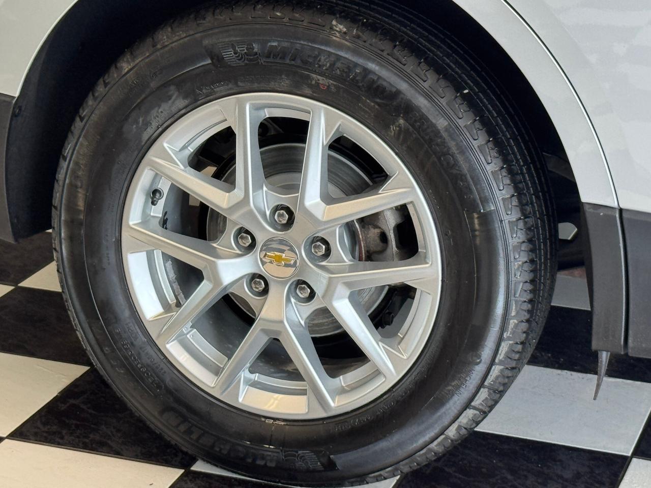 2022 Chevrolet Equinox LS+New Brakes+Camera+Collision Alert+CLEAN CARFAX Photo124