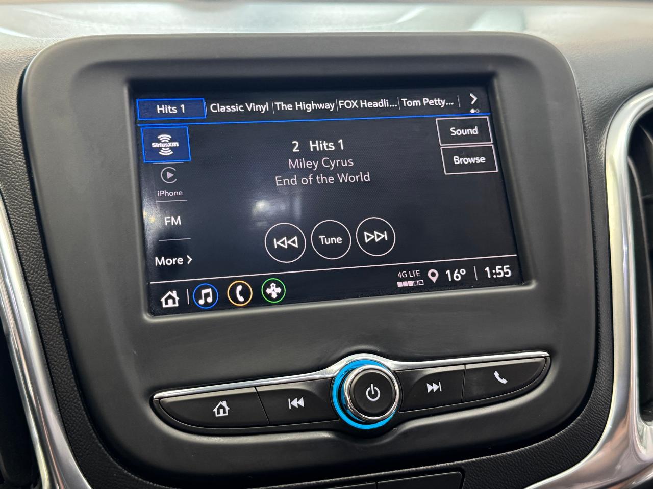 2022 Chevrolet Equinox LS+New Brakes+Camera+Collision Alert+CLEAN CARFAX Photo100
