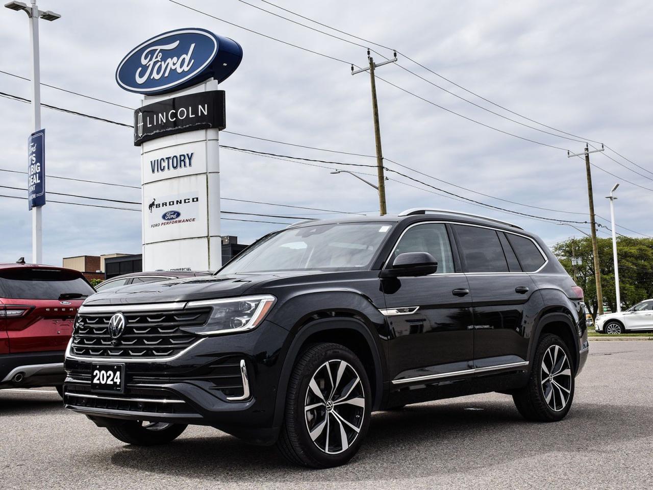 Used 2024 Volkswagen Atlas 2.0 TSI Execline Panoroof | ACC | Heated/Cooled Seats | for sale in Chatham, ON