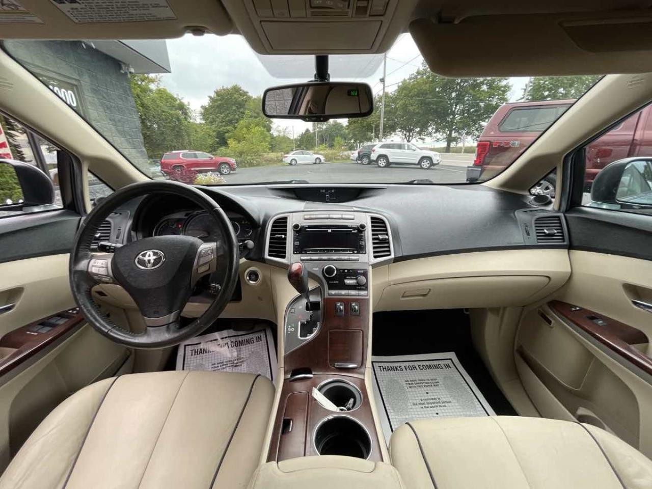 2011 Toyota Venza LOW KM / ONE OWNER / NO ACCIDENT/ SUPER CLEAN/ AC - Photo #2