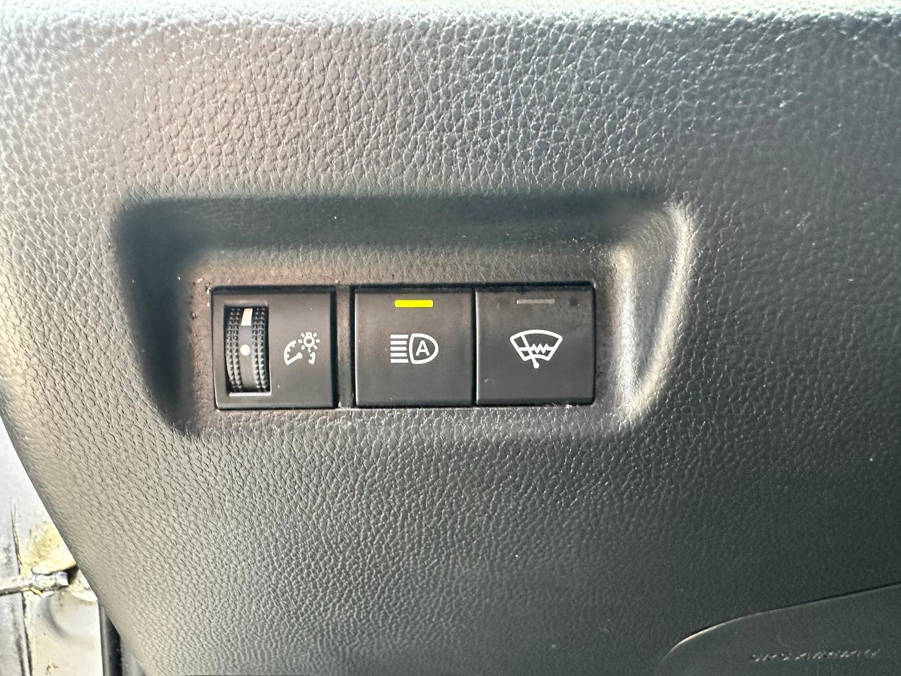 1748461910