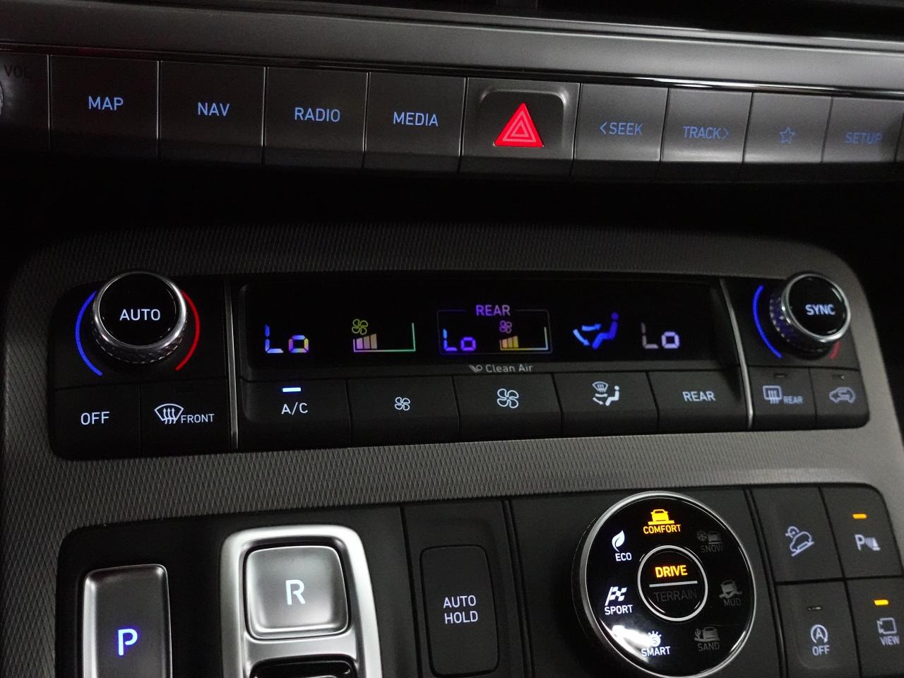 2022 Hyundai PALISADE LUXURY | AWD | Nav | Leather | Sunroof | CarPlay