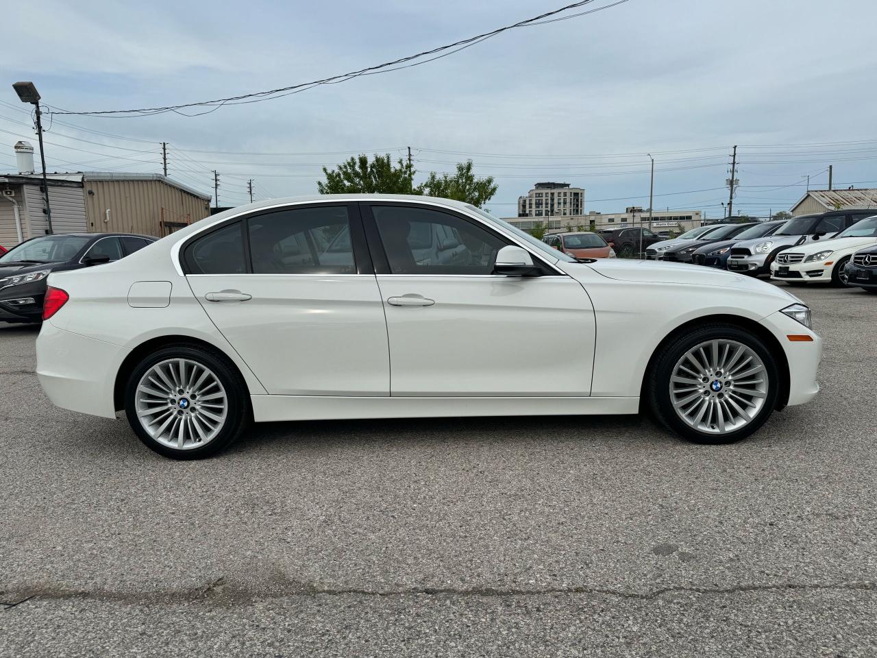 2015 BMW 3 Series 328i xDrive - Photo #4
