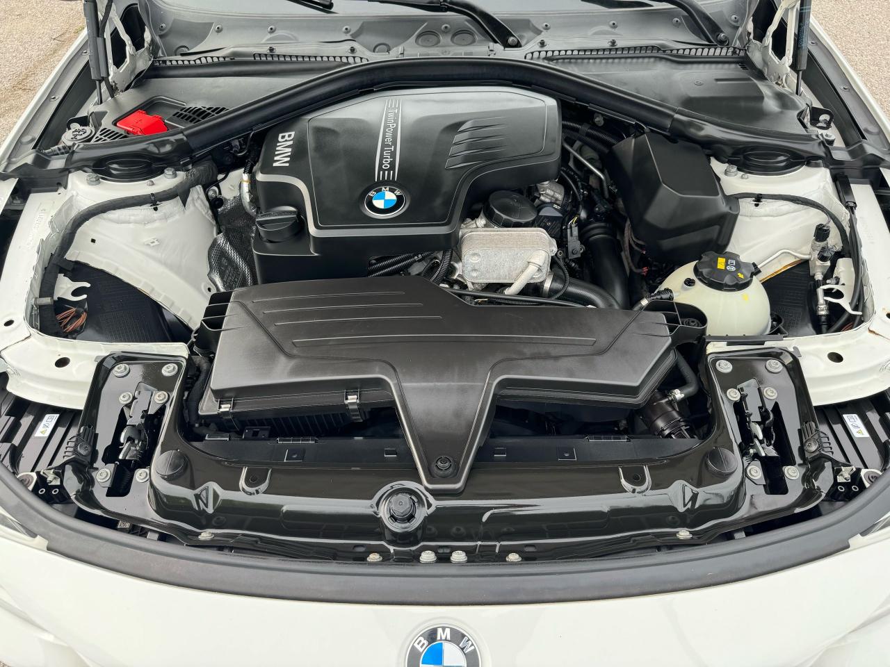 2015 BMW 3 Series 328i xDrive - Photo #22