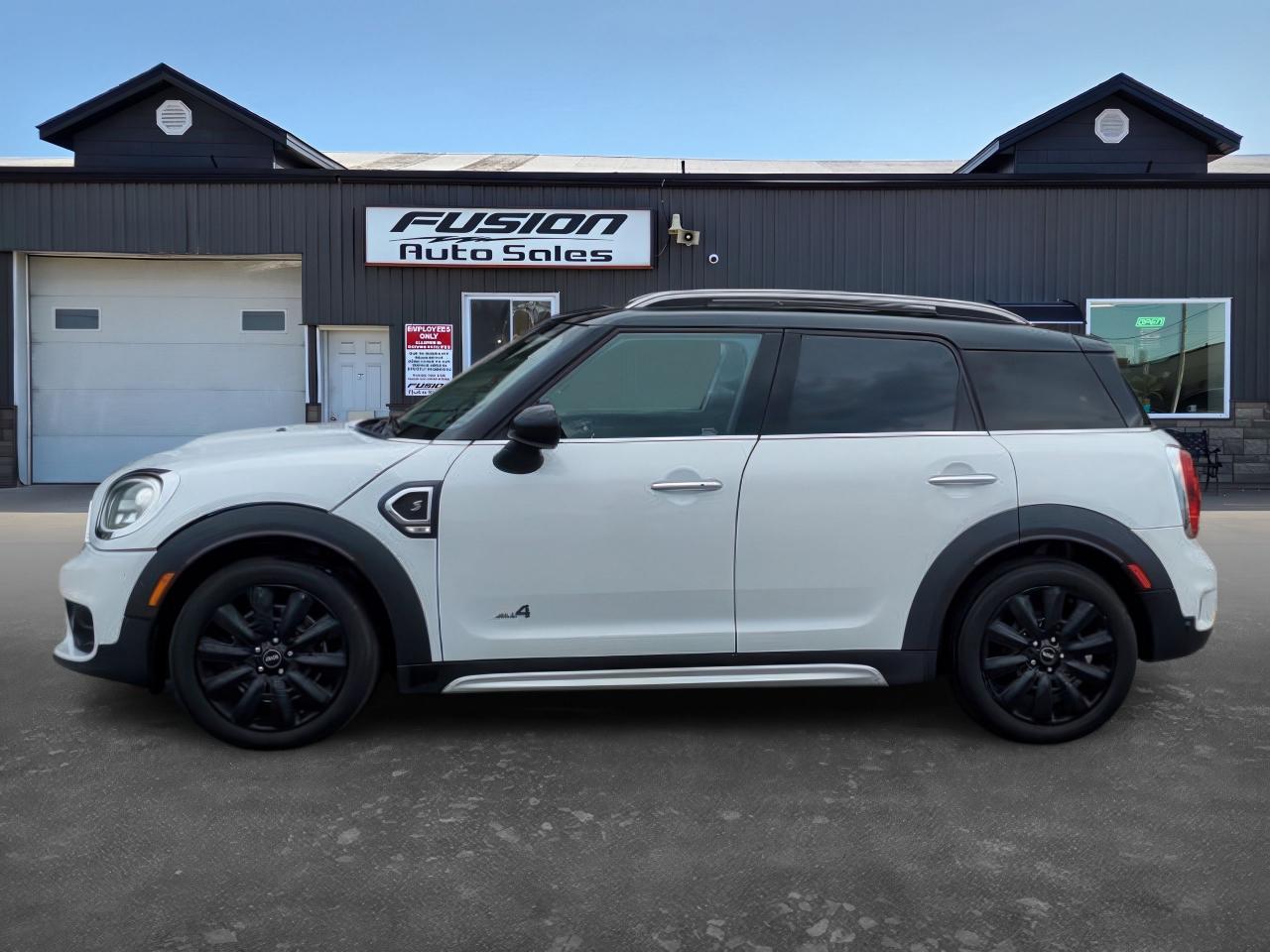 2019 MINI Cooper Countryman Cooper S-AWD-NAVIGATION-SUNROOF-LEATHER-REAR CAMER - Photo #2