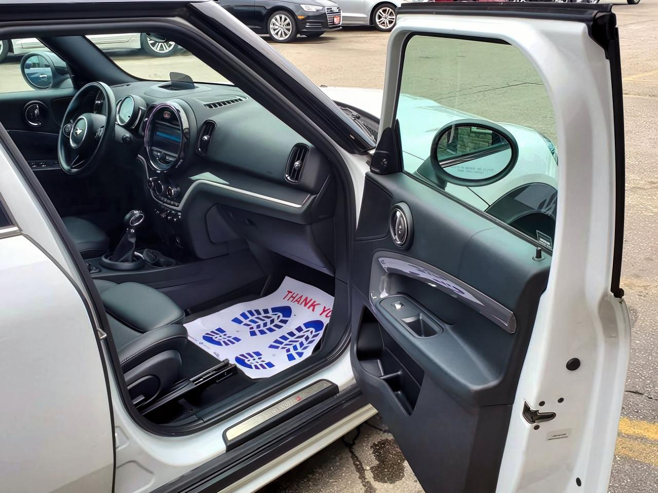 2019 MINI Cooper Countryman Cooper S-AWD-NAVIGATION-SUNROOF-LEATHER-REAR CAMER - Photo #10