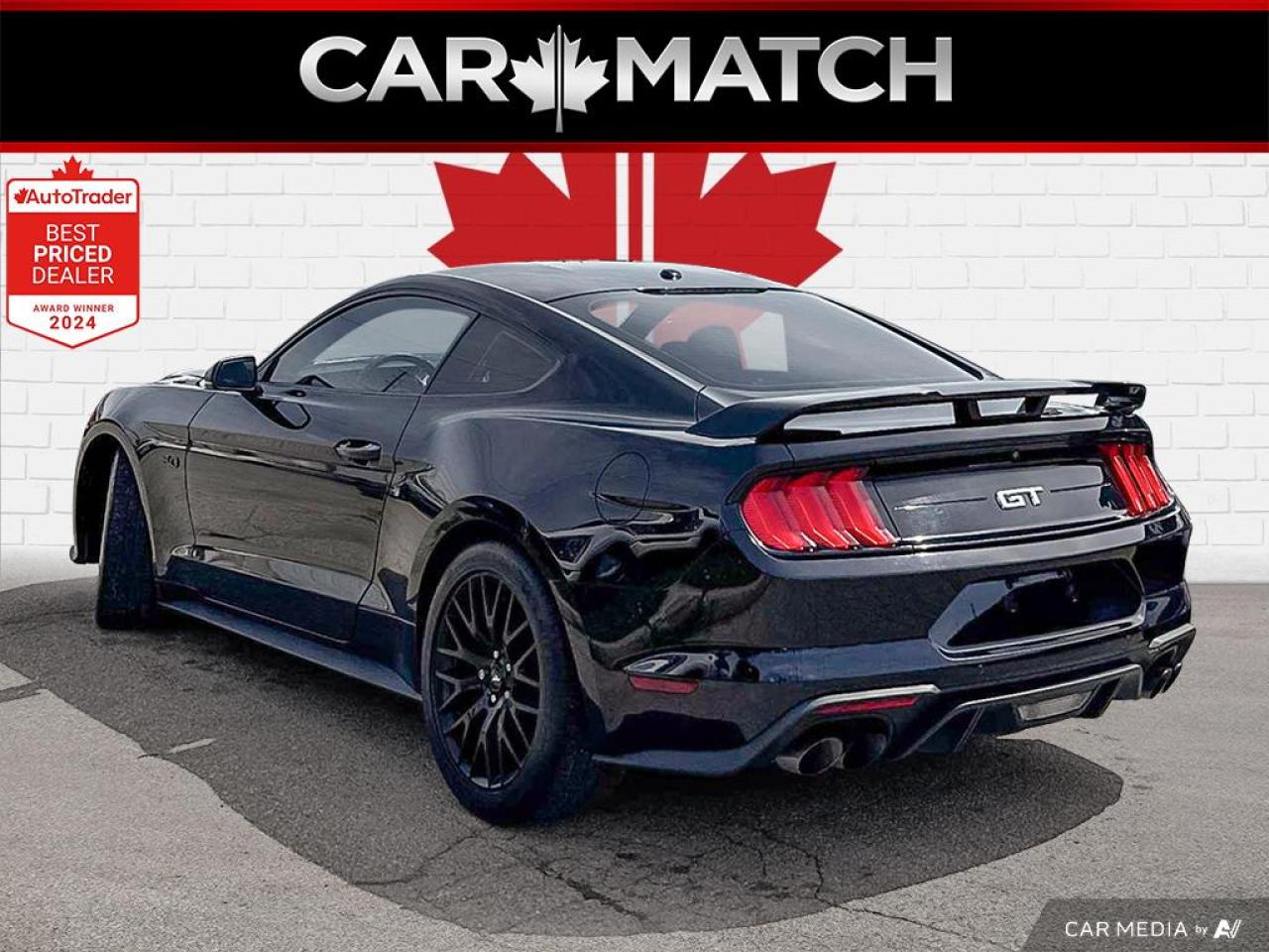 2019 Ford Mustang GT PREMIUM FASTBACK / NO ACCIDENTS / LEATHER / NAV - Photo #4