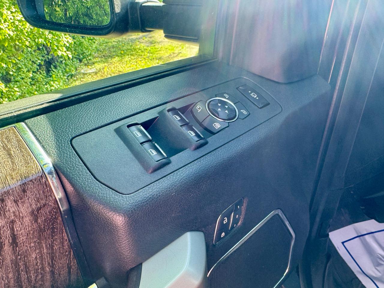 2018 Ford F-250 LARIAT CREW CAB - Photo #14