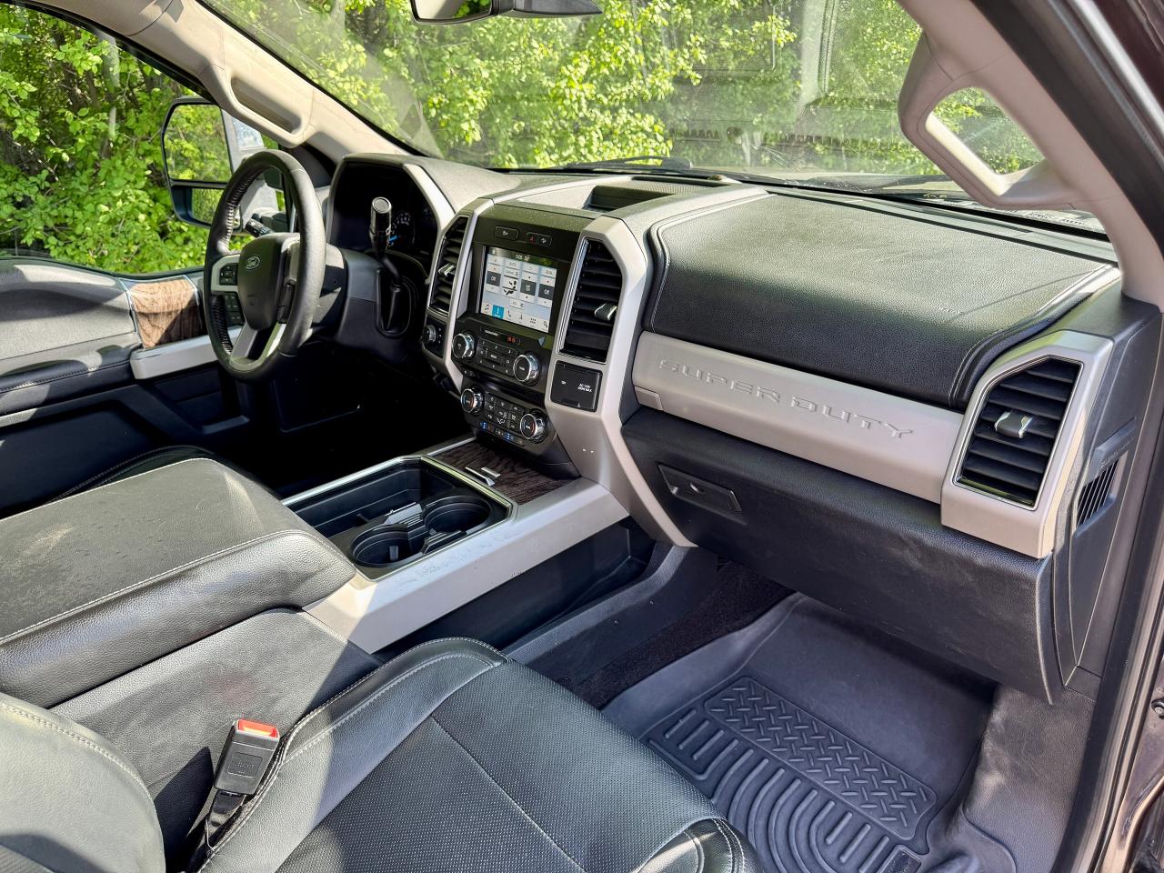 2018 Ford F-250 LARIAT CREW CAB - Photo #11