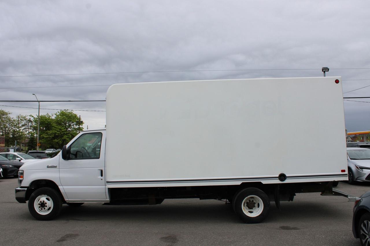 2019 Ford E-Series Cutaway  - Photo #5