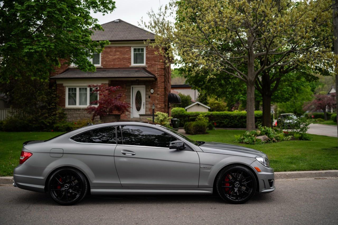 2015 Mercedes-Benz C-Class C63 AMG Coupe 507 EDITION - Photo #4