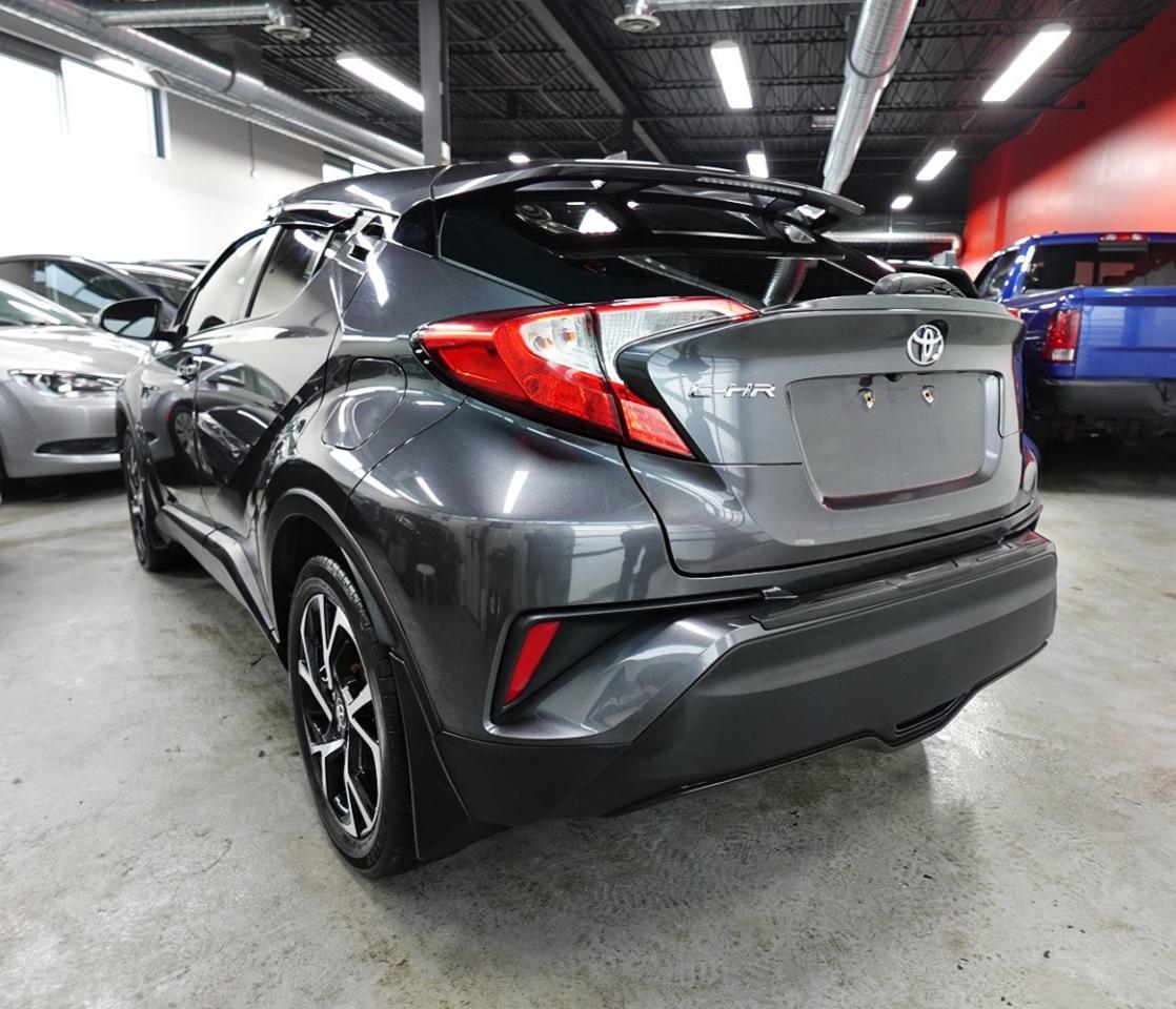 2018 Toyota C-HR XLE MODEL,NO ACCIDENT,LOADED,SERVICE RECORDS - Photo #4