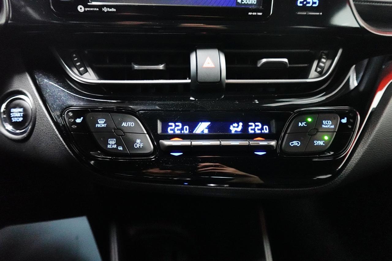 2018 Toyota C-HR XLE MODEL,NO ACCIDENT,LOADED,SERVICE RECORDS - Photo #22