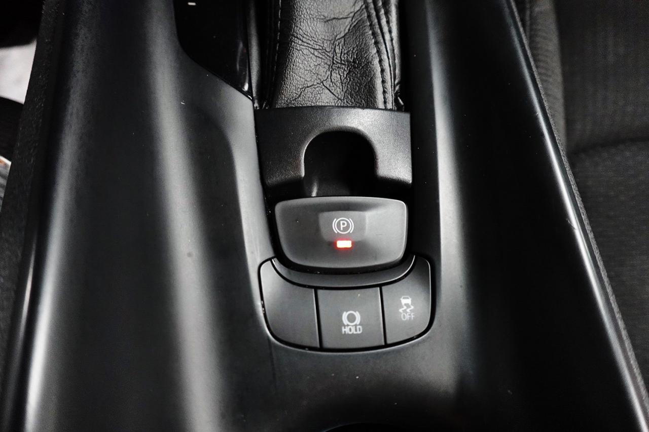 2018 Toyota C-HR XLE MODEL,NO ACCIDENT,LOADED,SERVICE RECORDS - Photo #25