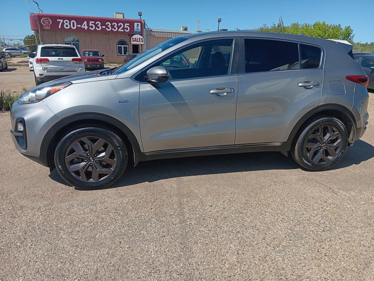 2021 Kia Sportage LX AWD Blindspot Detection, Htd Seats, BU Cam - Photo #4